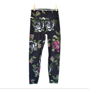 Lululemon 3D Floral Wunder Unders
